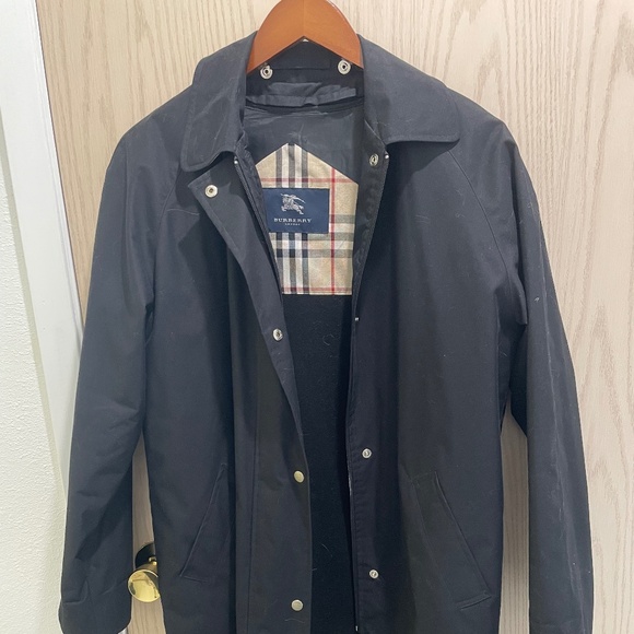Burberry Women’s Trench Jacket with detachable hood and liner - Picture 1 of 4